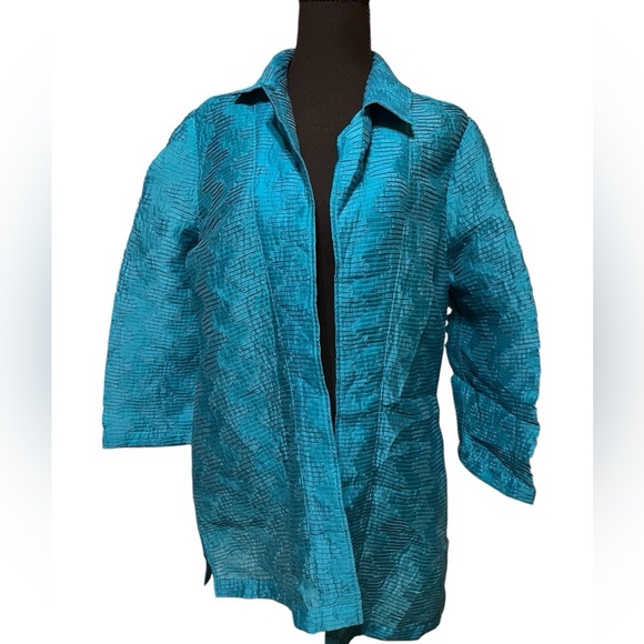 Chicos Travelers Collection Vibrant Blue kimono style Jacket NWOT size 2 - Picture 1 of 5